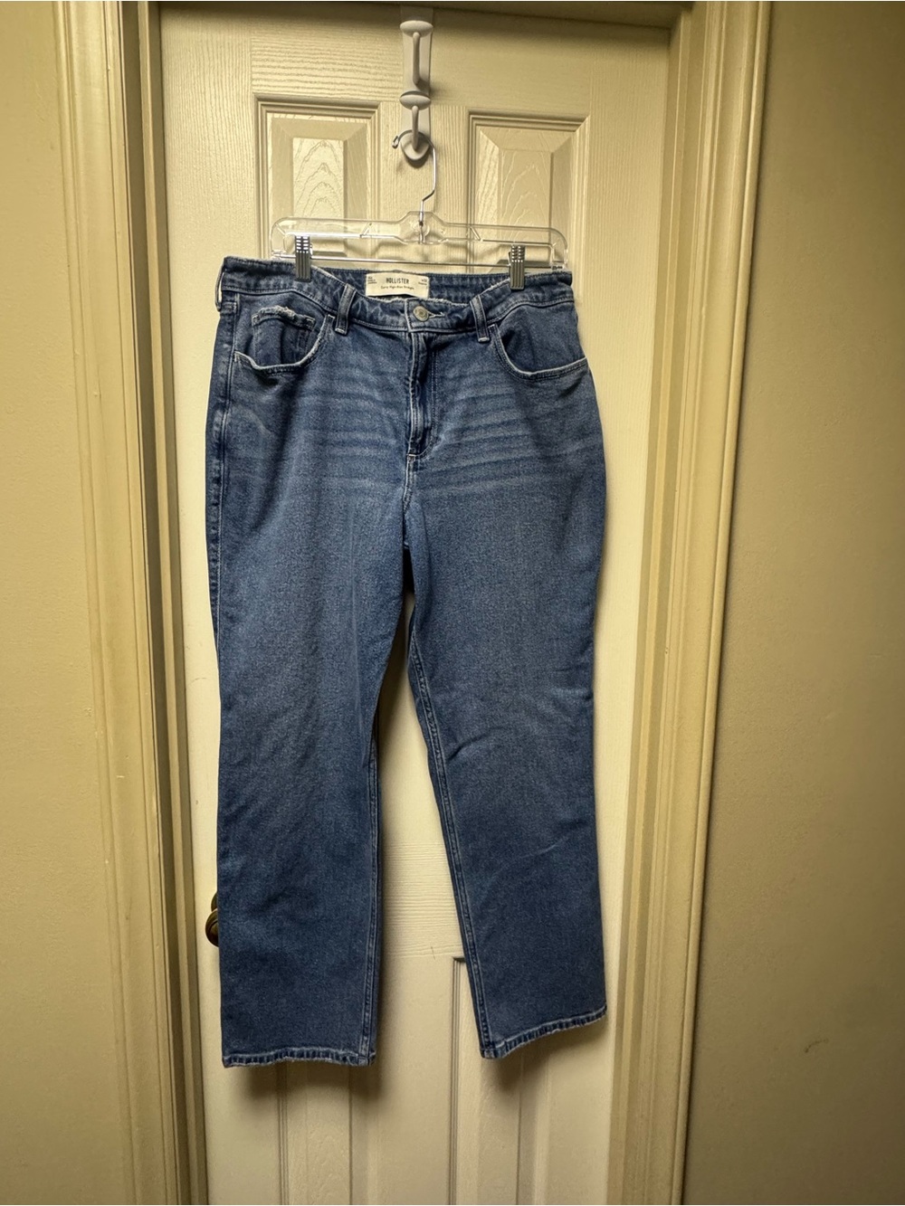 Hollister Light Blue Curvy High-Rise Straight Jeans